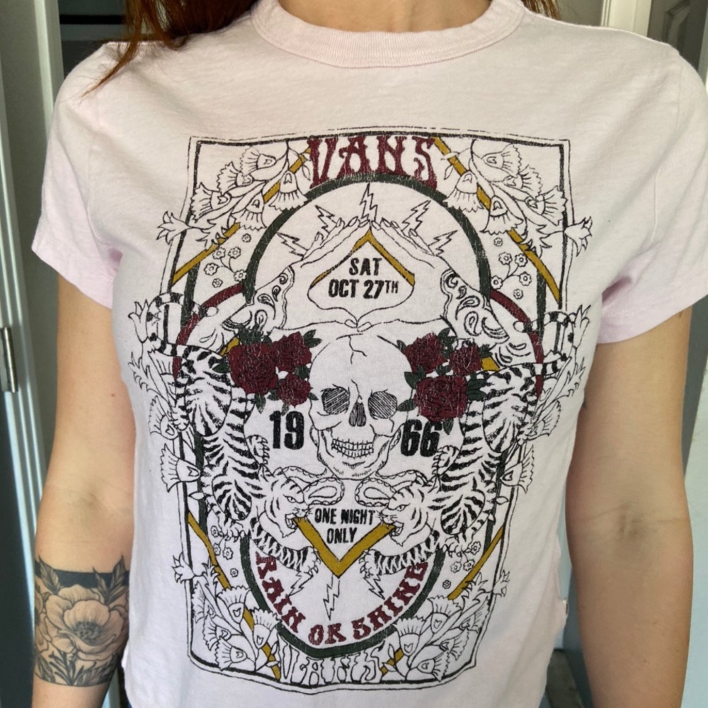 cropped pink vans shirt
